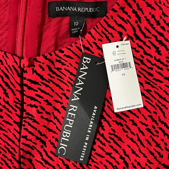 Banana Republic Keyhole Puff Sleeve Dress: new w/ tags; Size 10, Flattering fit - Picture 9 of 16